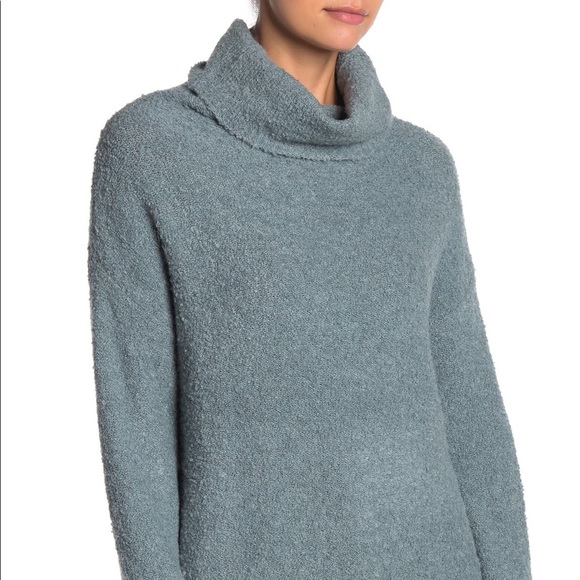 Catherine Malandrino Turtleneck Sweater - Picture 2 of 3